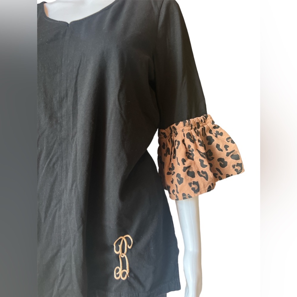 Marleylilly 3/4 Sleeve Leopard Ruffle top